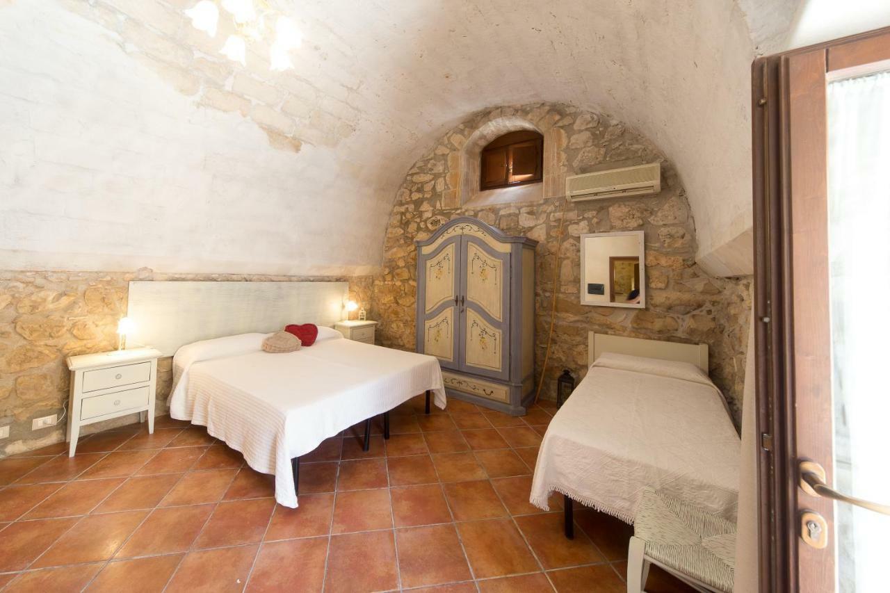 Casale Del Coccio Guest House ชิคลี ภายนอก รูปภาพ