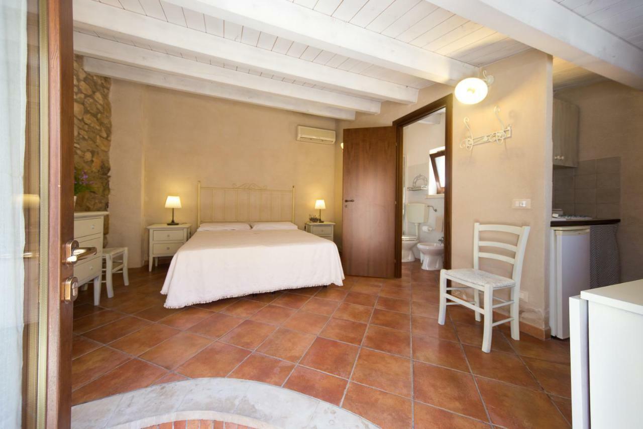 Casale Del Coccio Guest House ชิคลี ภายนอก รูปภาพ