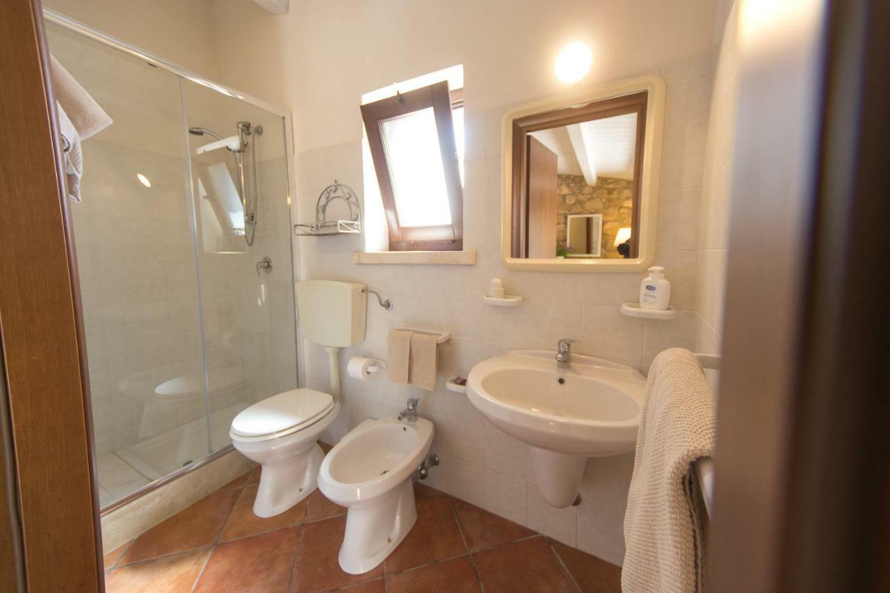 Casale Del Coccio Guest House ชิคลี ภายนอก รูปภาพ